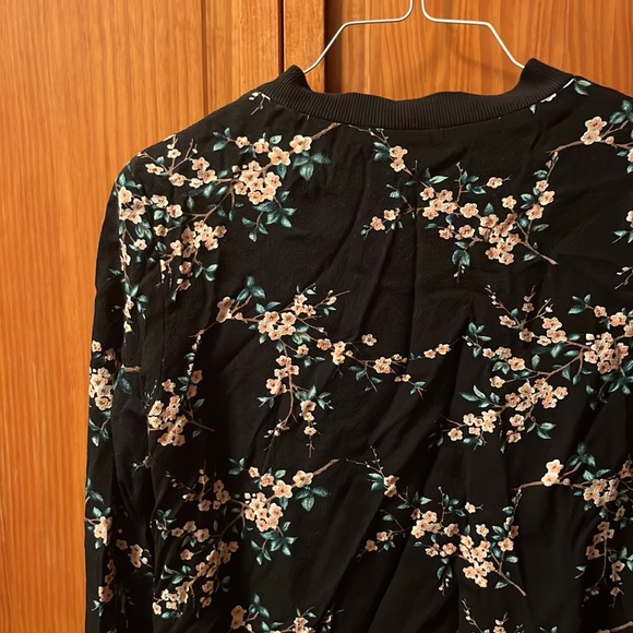 Dalia floral jacket with zipper - Picture 9 of 13